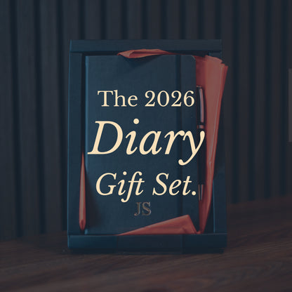 2026 Medium Weekly Diary & Pen Gift Set